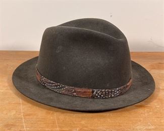 LOCK & CO. HATTERS HAT | Olive green hat with feathers on leather band, size 7-1/8 / 58