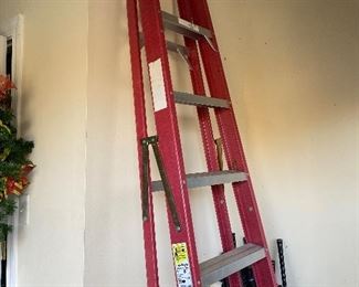 $80. Werner 8' Fiberglass 225# capacity ladder. FS208