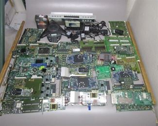 2 BOXES ELECTRONICS/CIRCUIT BOARDS