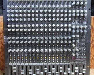 ART THE PHANTOM PRO SERIES 2408 AUDIO CONSOLE TYPE 4