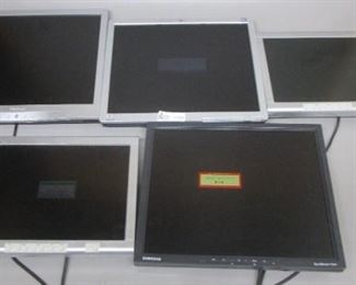 LOT F 5 MONITORS INCLUDING NEC LCD 1550V, HP, VIEWSONIC, SAMSUNG