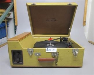 VINTAGE CROSLEY STACK O MATIC TURNTABLE