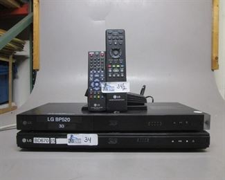 LOT OF 2 LG BLUE RAY 3D ELECTRONICS INCLUDING LGBP520, BD67015