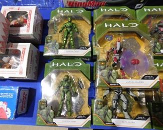 Halo action figures