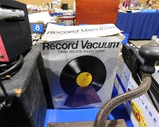 Record vacuum