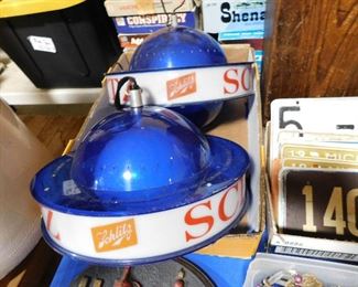 Schlitz hanging light