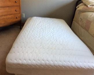 Twin Mattress 