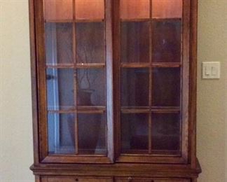  Display Cabinet