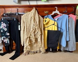 Lysse, Style Co., J.Jill, Lauren Women's Clothing - New