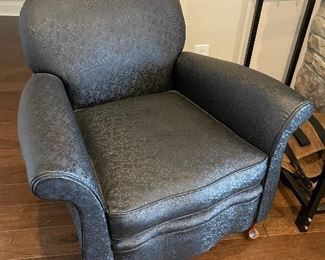 Club chair. Needs a little stain work on the feet but otherwise looks good. Very heavy, I was told it is filled with horse hair