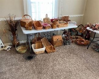Lots of baskets 