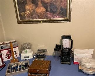 Keurig, silverware, yogurt maker, Ninja blender, pasta roller, Ice cream maker, mug tree