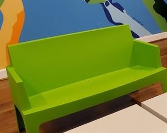 Molded plastic indoor/outdoor green bench