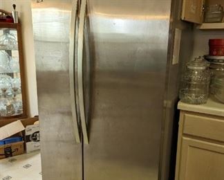 Kenmore Coldspot Refrigerator Model 106.41153211