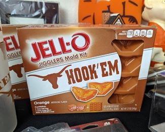 UT Jello Molds