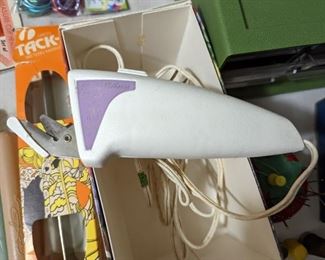 Lady Gibson Electric Scissors