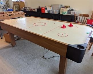 Air Hockey Table