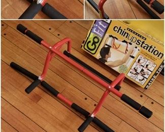 Go Fit Instantly Mountable Chin-Up Station  [$40 Market Value]  SELLING PRICE: $13