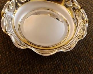 Silver-Plated Reed & Barton Serving Bowl  [$105 Market Value]  SELLING PRICE: $35