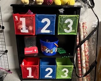 Children’s book case with cubby baskets