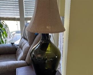 Table lamp