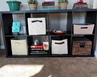 Cube storage with baskets