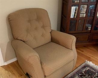 Rocker recliner 