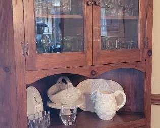 Reproduction Corner cabinet