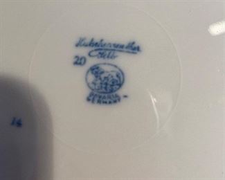 Hutschenreuther Blue Onion label