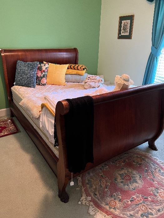 Vintage sleigh bed