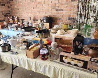 Lots of miscellaneous items, lots of vases, vintage mayonnaise maker still in box