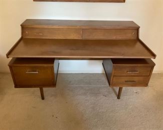 Wonderful Drexel DESK