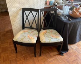 PAIR OF BLACK CHAIRS