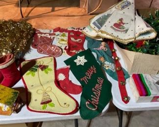 VINTAGE HOLIDAYS ITEMS