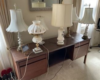 VINTAGE 60S LAMPS