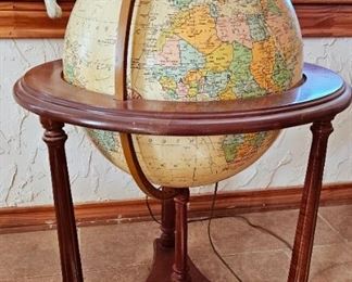Vtg wooden light up globe 