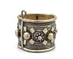 Saudi or Oman Silver Armlet Cuff Hinged Bracelet
