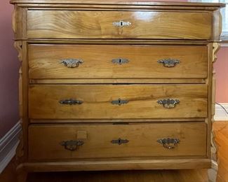 Four drawer tall pull handle dresser 
