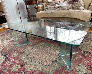 Longe heavy glass coffee table 