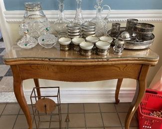 Glass top console table 
Glass decanters
Ceramic and metal Kitchenware 
Glass ornate kitchen accessories
