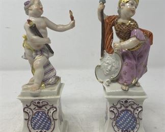 Porcelain colored and gilt decoration figurines with Impressed marks