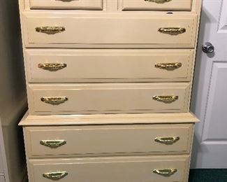 vintage chest of drawers