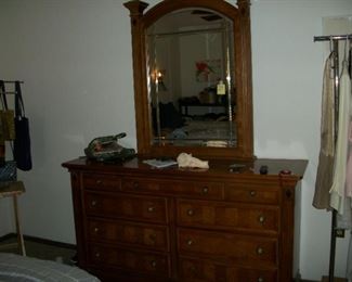 dresser & mirror