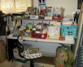 3 office chairs, notions, knitting & crochet needles thread,