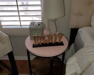 Pink and brown round side table
18x24