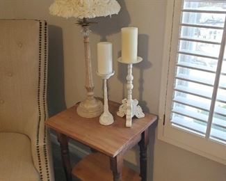 Side table 18x27