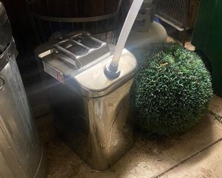 Stainless steel gas cans