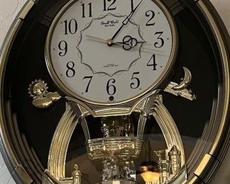 Hummingood Musical Clock It's a Small World