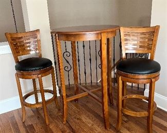 Pub Table with 2 stools
