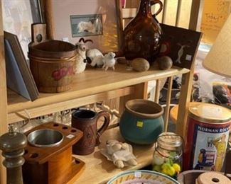 Pottery, sheep, folk art